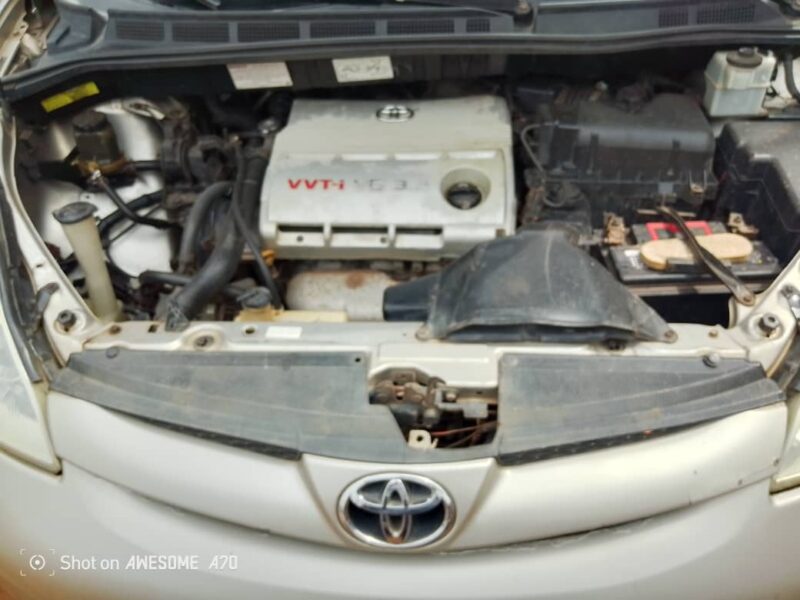 Toyota Sienna Car Available for Sale