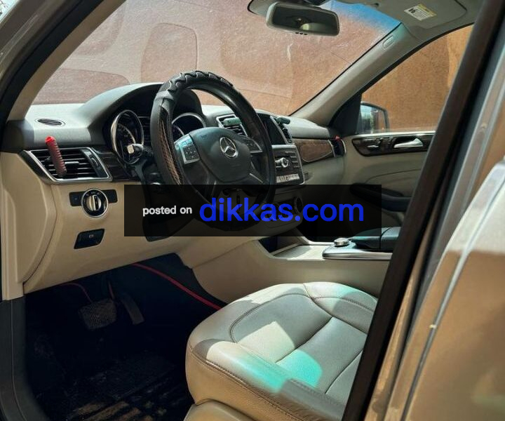 Mercedes-Benz ML350 full options