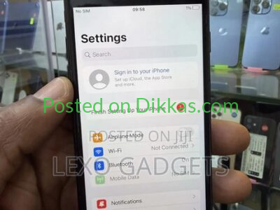 Apple iPhone 7 32 GB Black